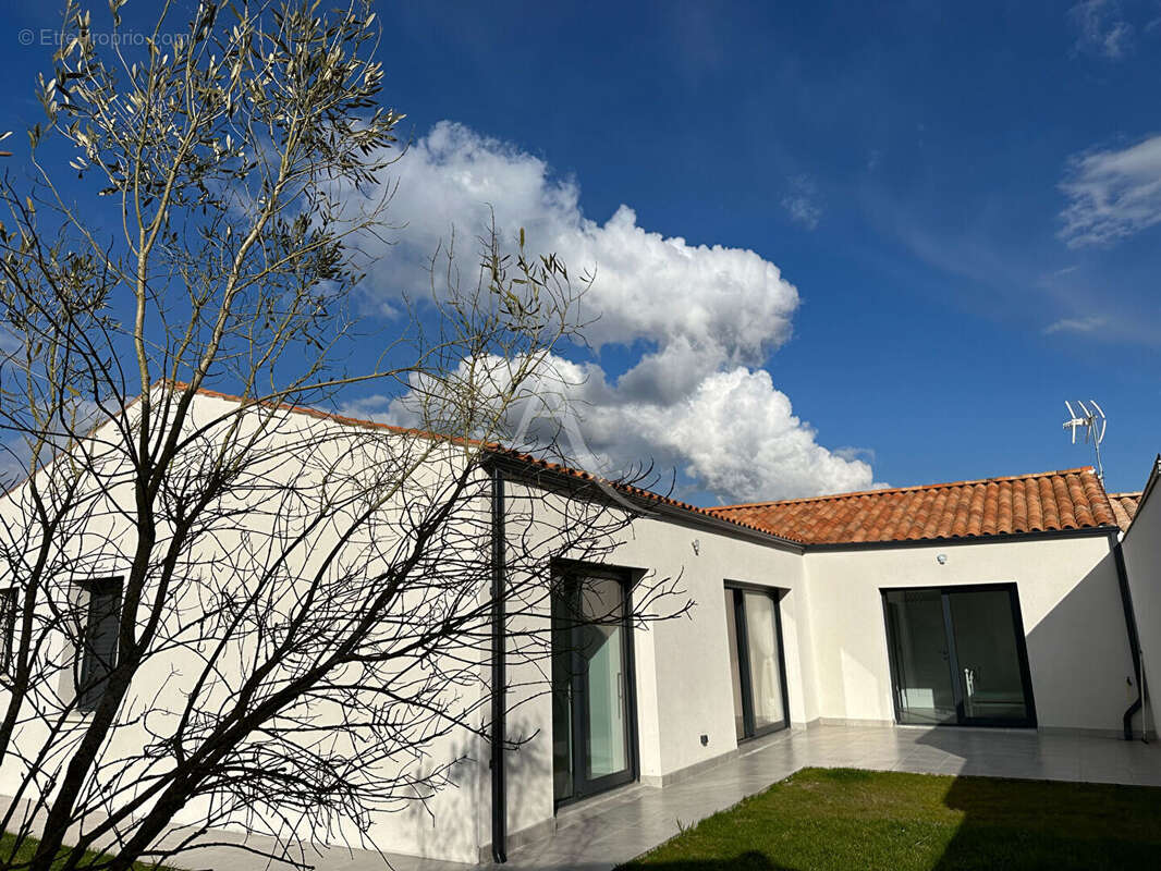 Maison à ROCHEFORT