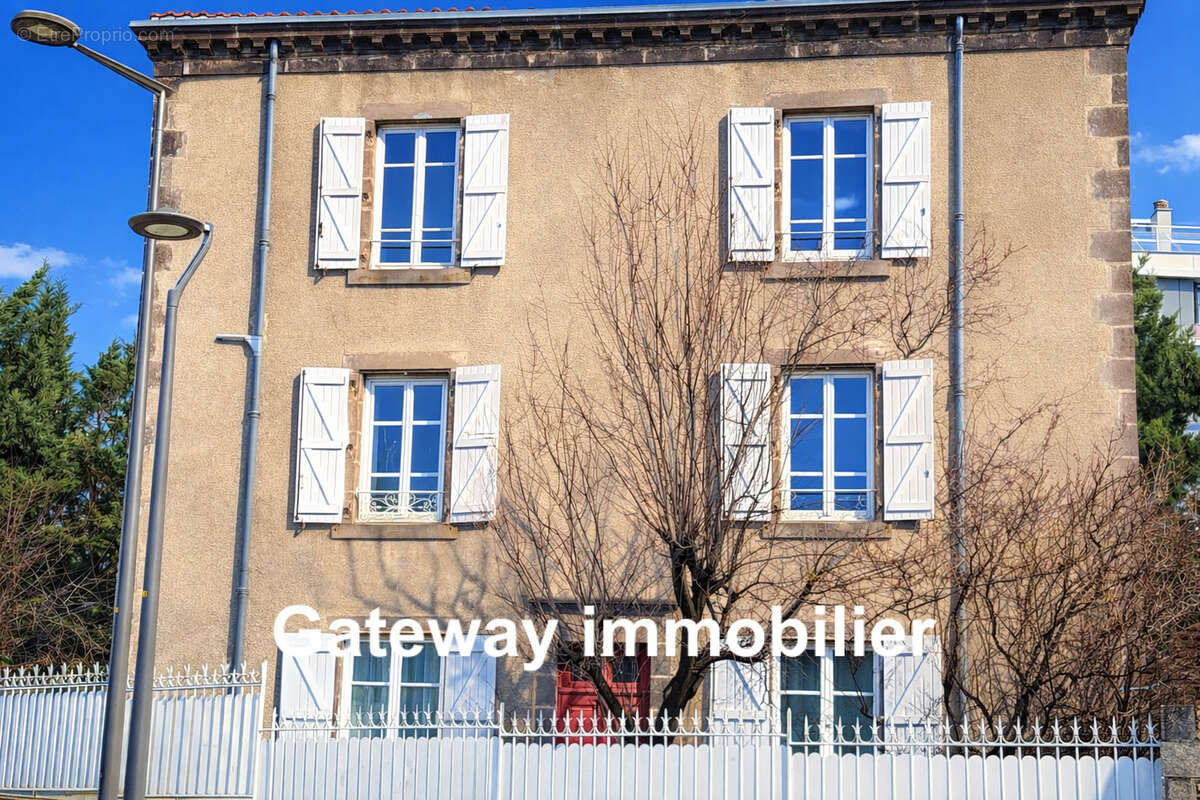 Maison à CLERMONT-FERRAND