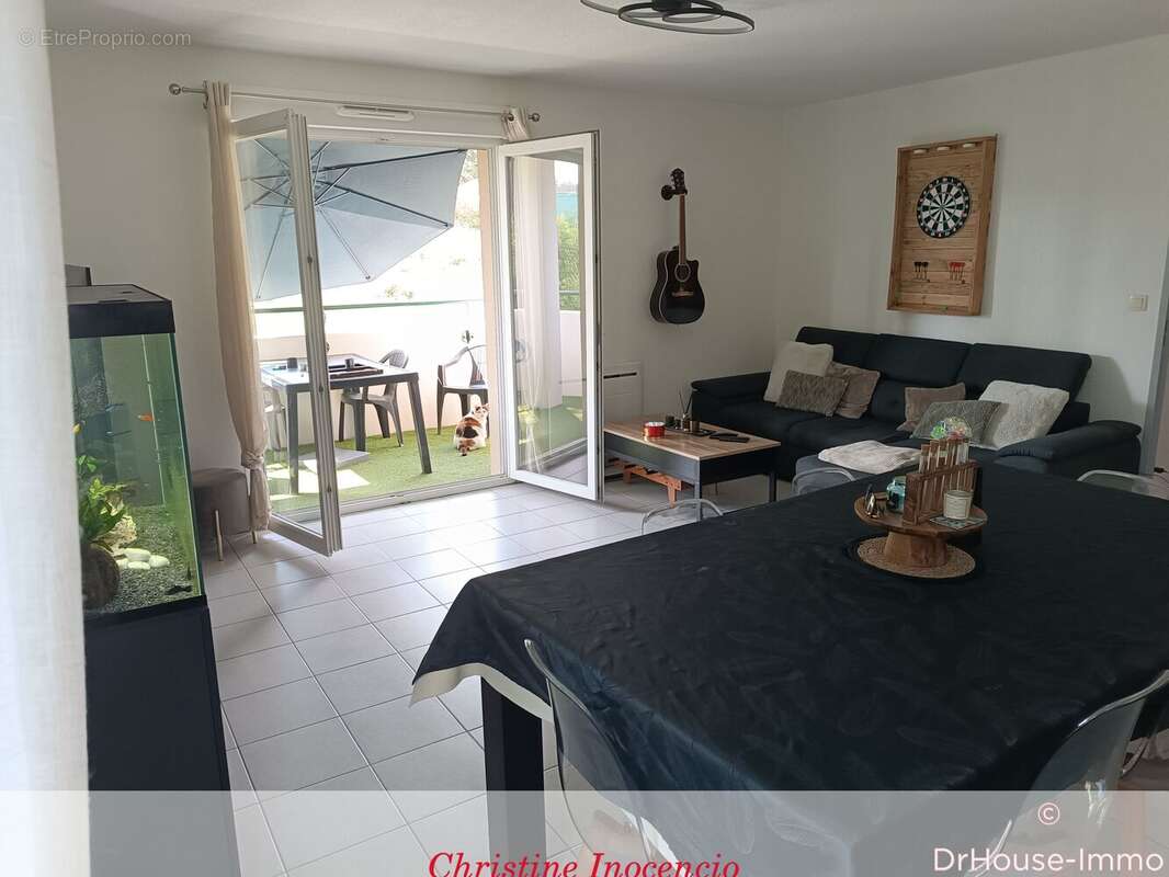 Appartement à SAINT-YZAN-DE-SOUDIAC