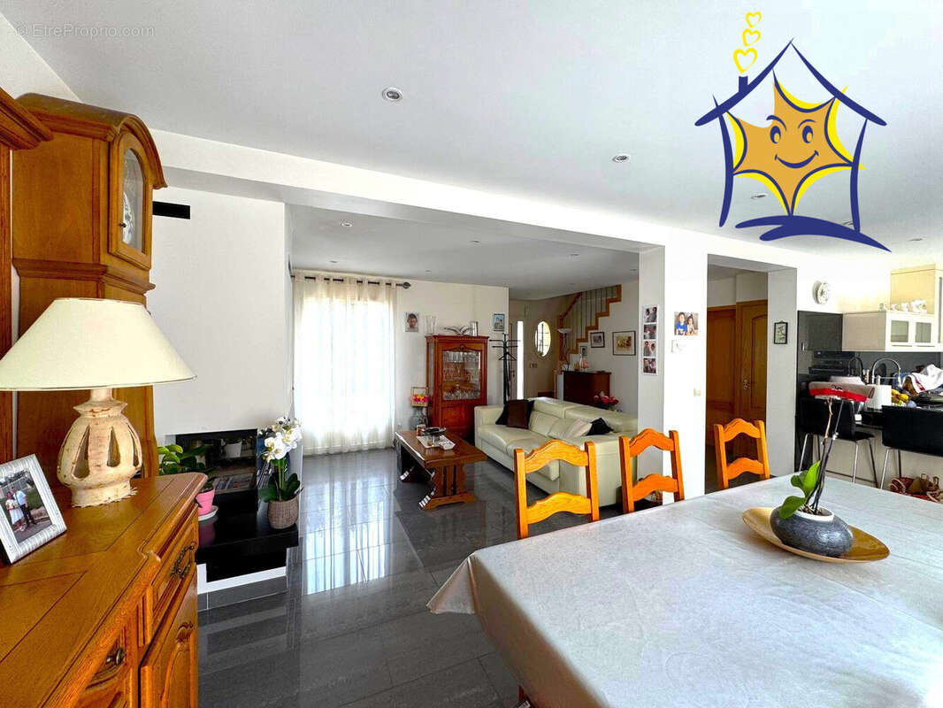 Maison à RIS-ORANGIS