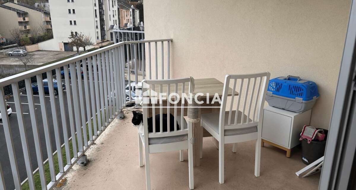 Appartement F1 avec Terrasse - photo 2