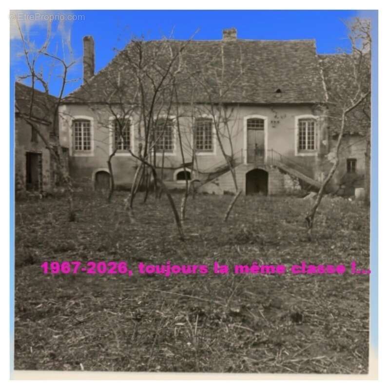 Maison à COUCHES