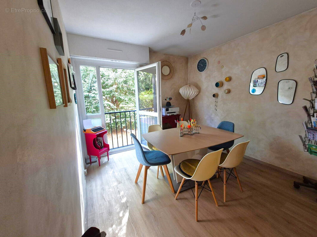 Appartement à VELIZY-VILLACOUBLAY