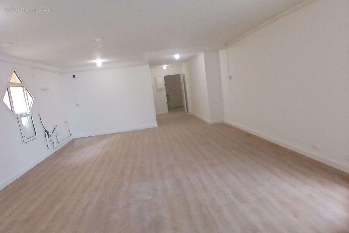 Appartement à MARSEILLE-9E