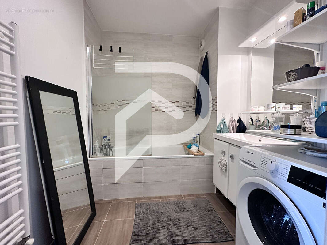 Appartement à MENNECY