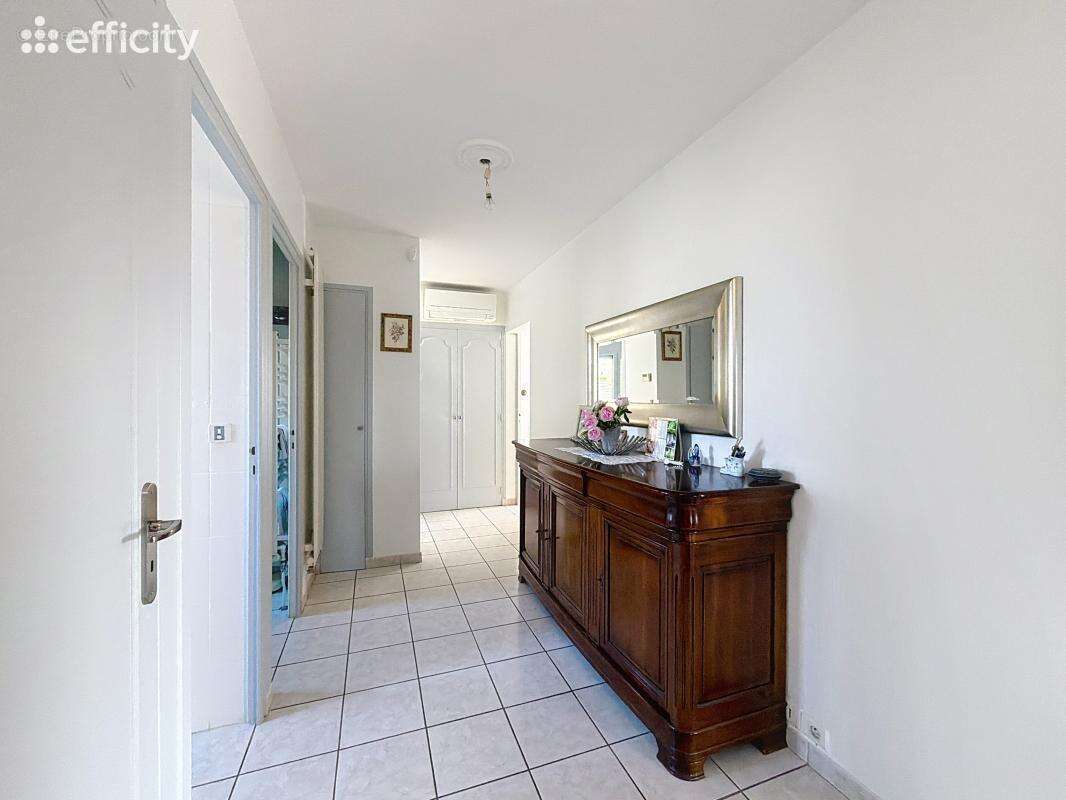 Maison à SAINT-QUENTIN-SUR-ISERE