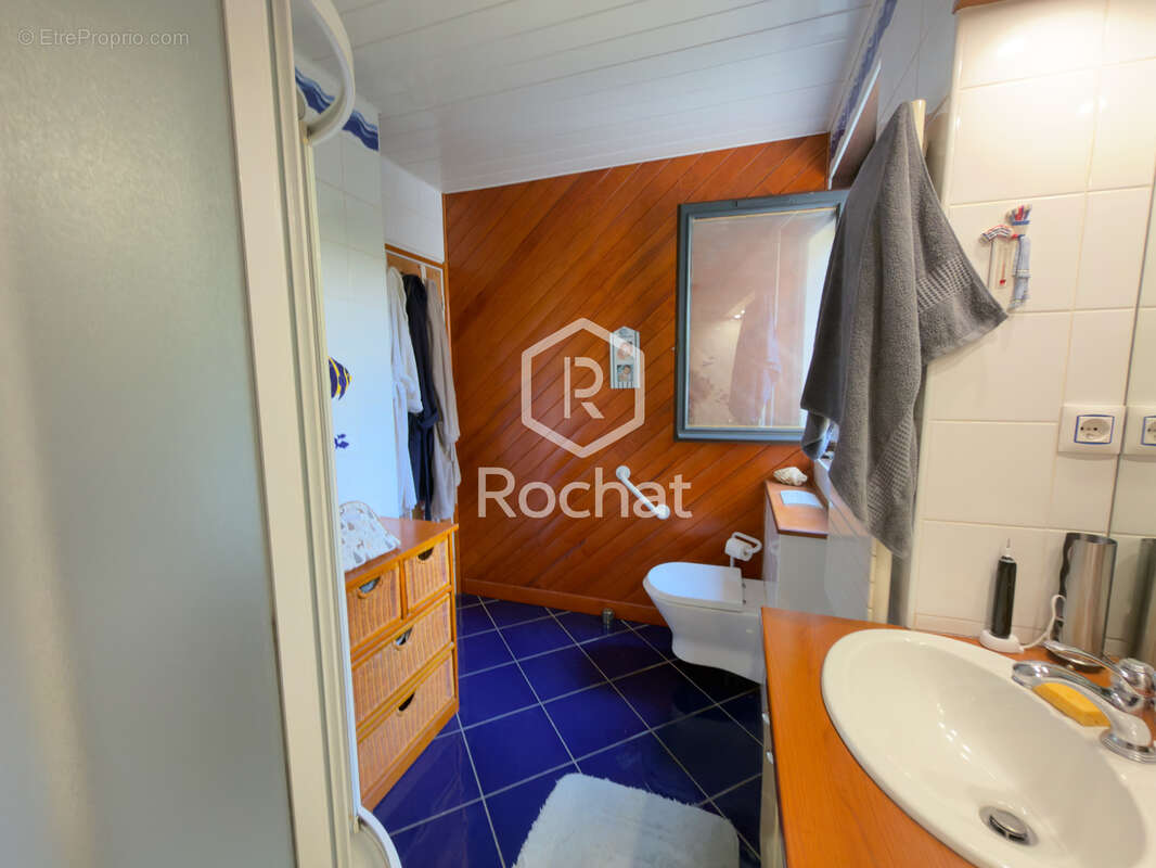 Viager occupé sur 10 ans Ensemble immobilier de 155 m2 à La Tour en Jarez (42580) - photo 19