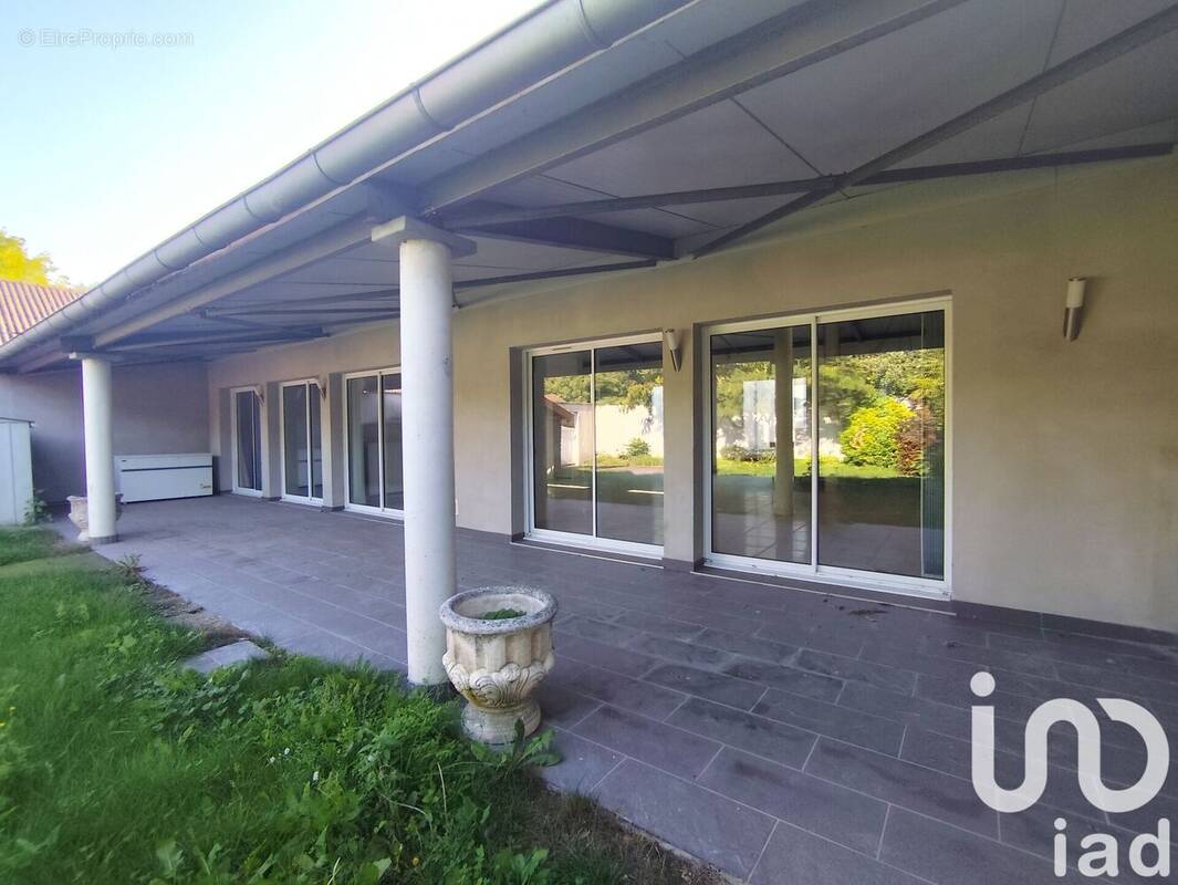 Photo 1 - Maison à MAILLY-LE-CAMP