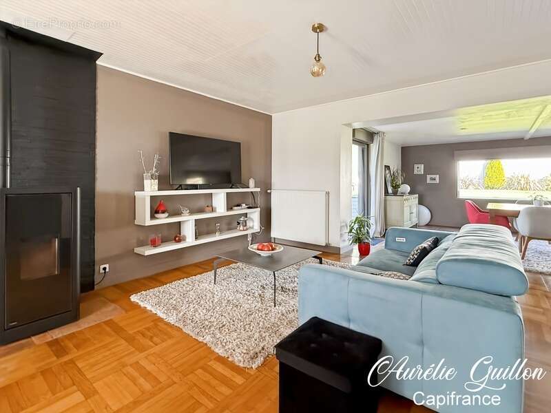 Maison à LA CHAPELLE-CARO