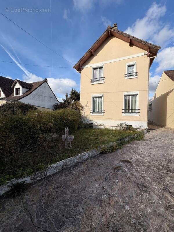 Maison à MONTFERMEIL