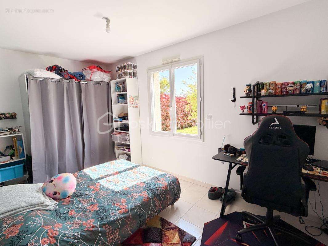 Maison à CHATEAUNEUF-SUR-SARTHE