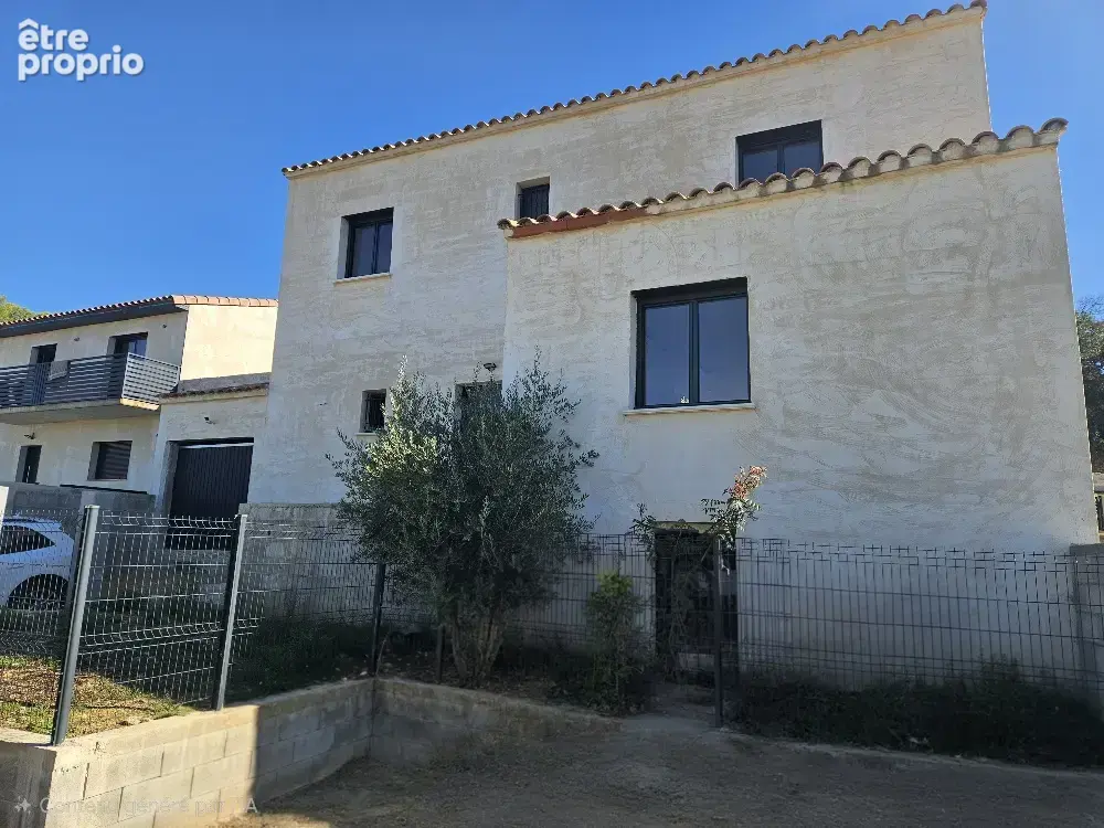 Villa contemporaine 4 pièces de 163 m2   Terrain de 502 m2   Piscine à terminer - photo 17