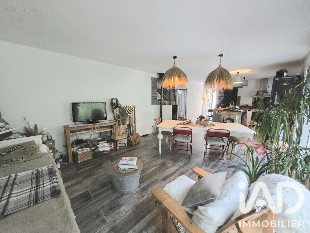 Maison 90 m² à Saint-Magne  - photo 8
