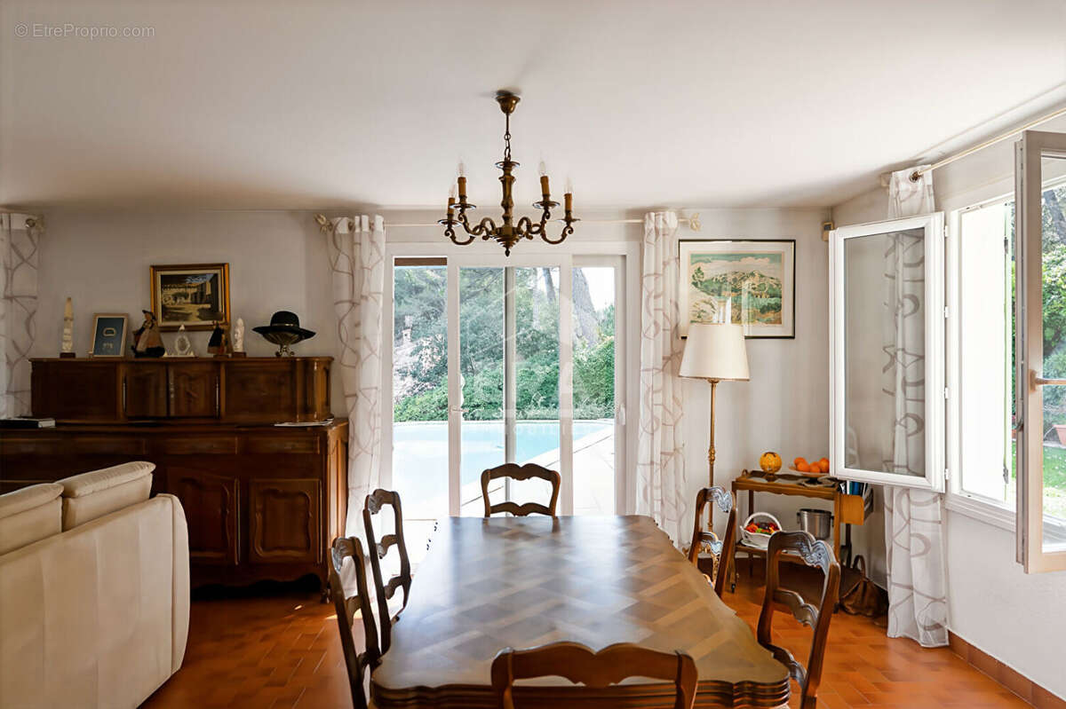 Maison à BOUC-BEL-AIR