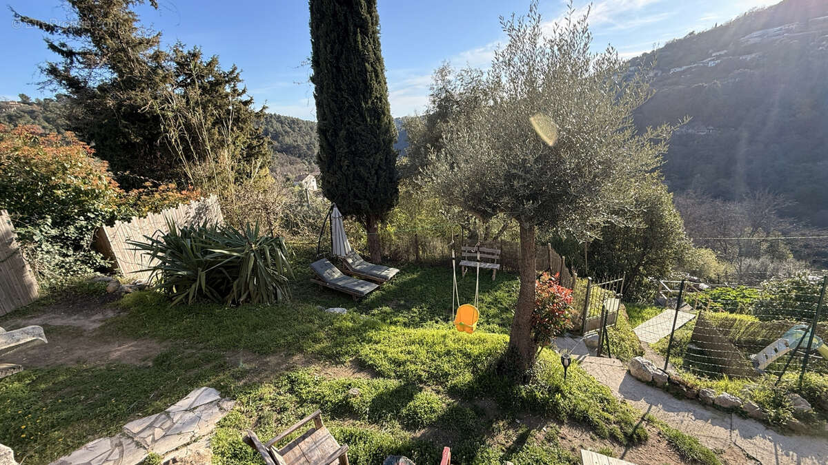 Maison à SAINT-JEANNET