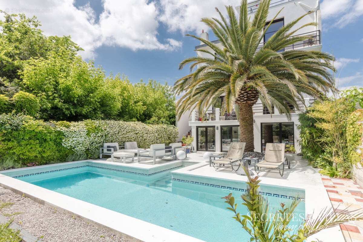 Maison à LE BOUSCAT