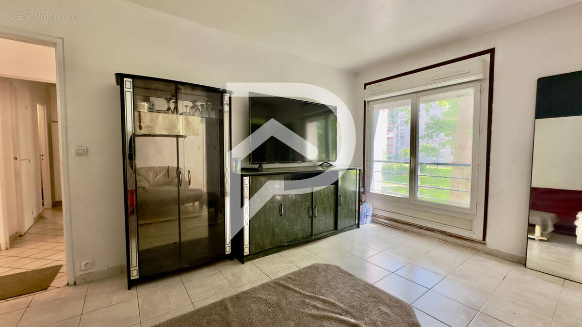 Appartement à AULNAY-SOUS-BOIS