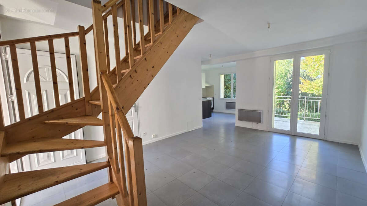 Maison à BURES-SUR-YVETTE