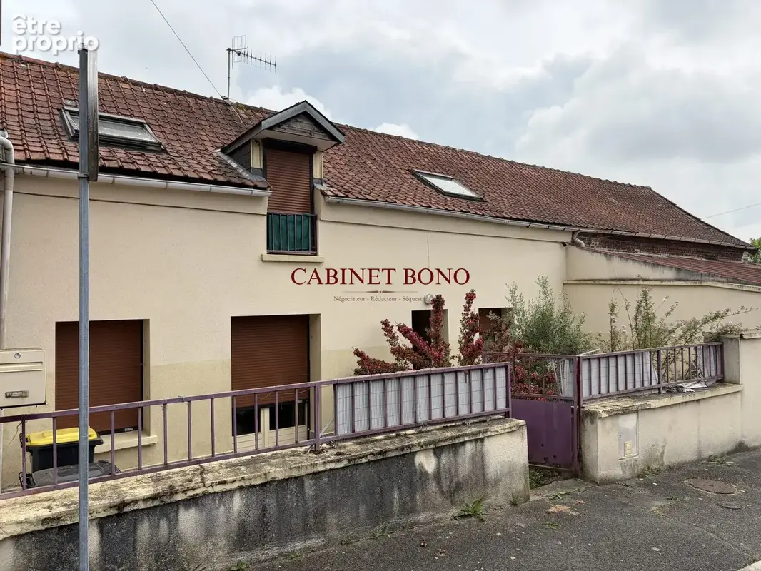 Maison à CHAUNY
