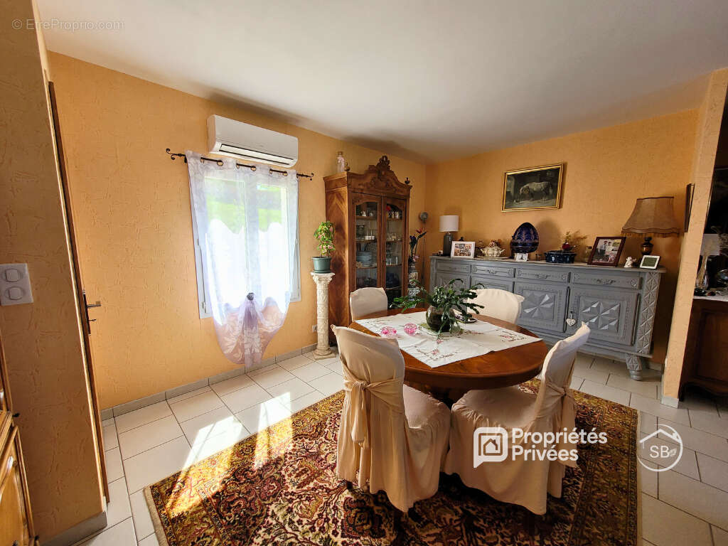 Maison à JOYEUSE