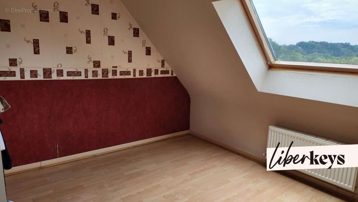 Maison à COLLINEE