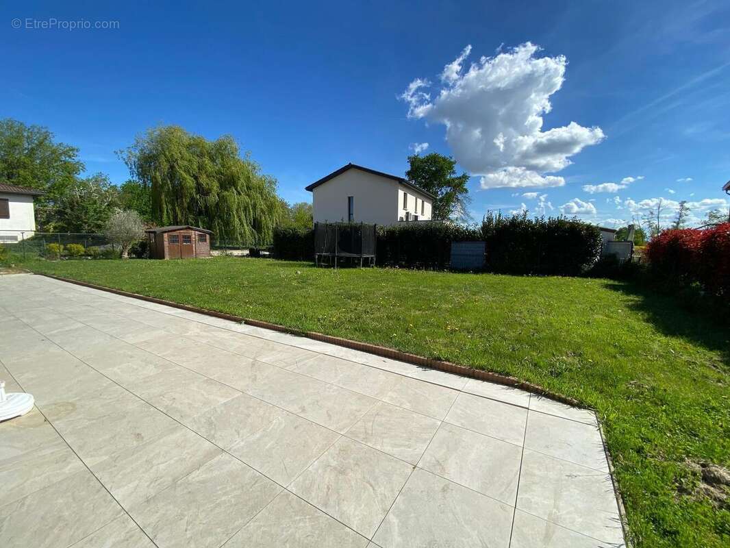 Photo 2 - Maison à FAREINS