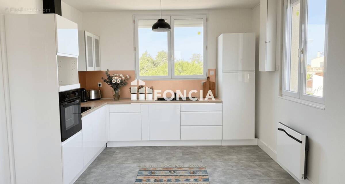 Appartement à ANGOULINS