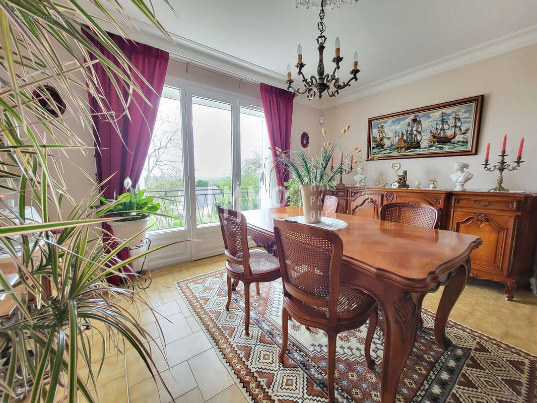 Maison à MONTABON