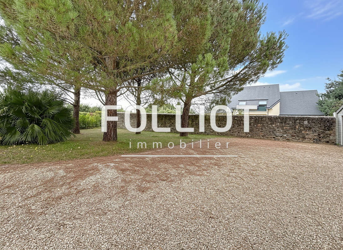 Maison à JULLOUVILLE