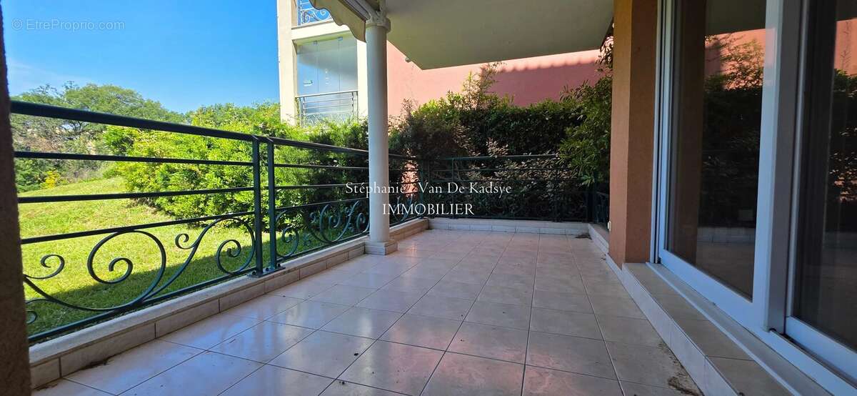 Appartement à FREJUS
