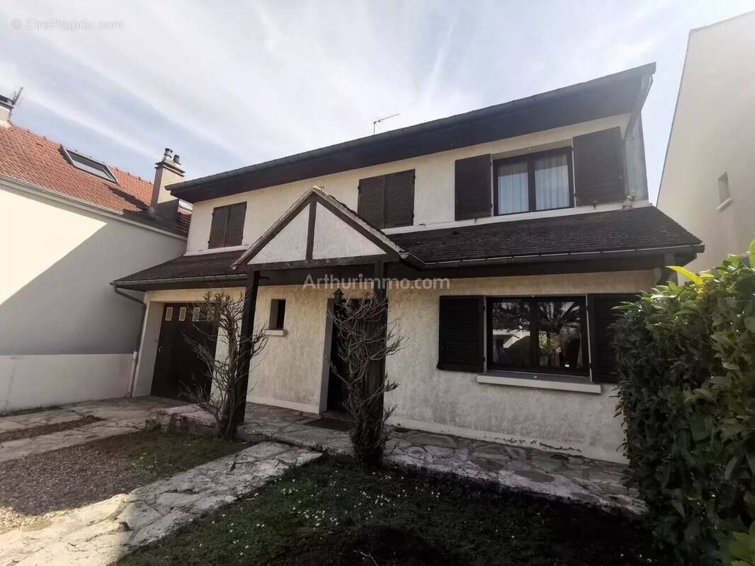 Maison à GOURNAY-SUR-MARNE