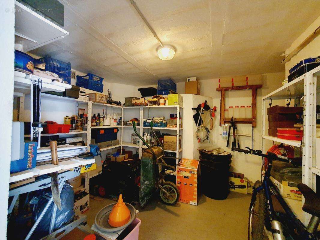 Maison à VILLEMANOCHE