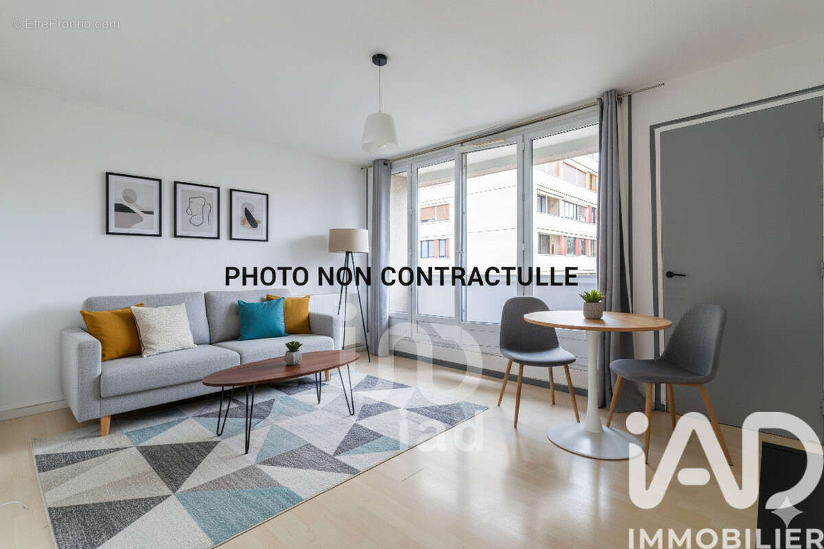 Photo 2 - Appartement à POISSY