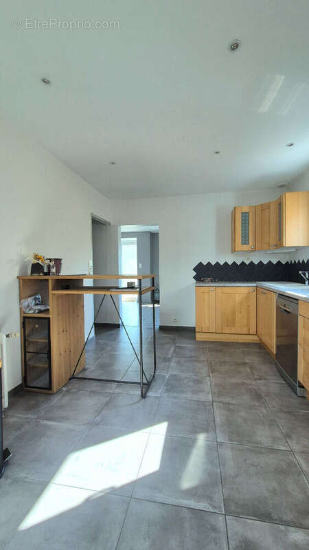 Maison à BOUGUENAIS