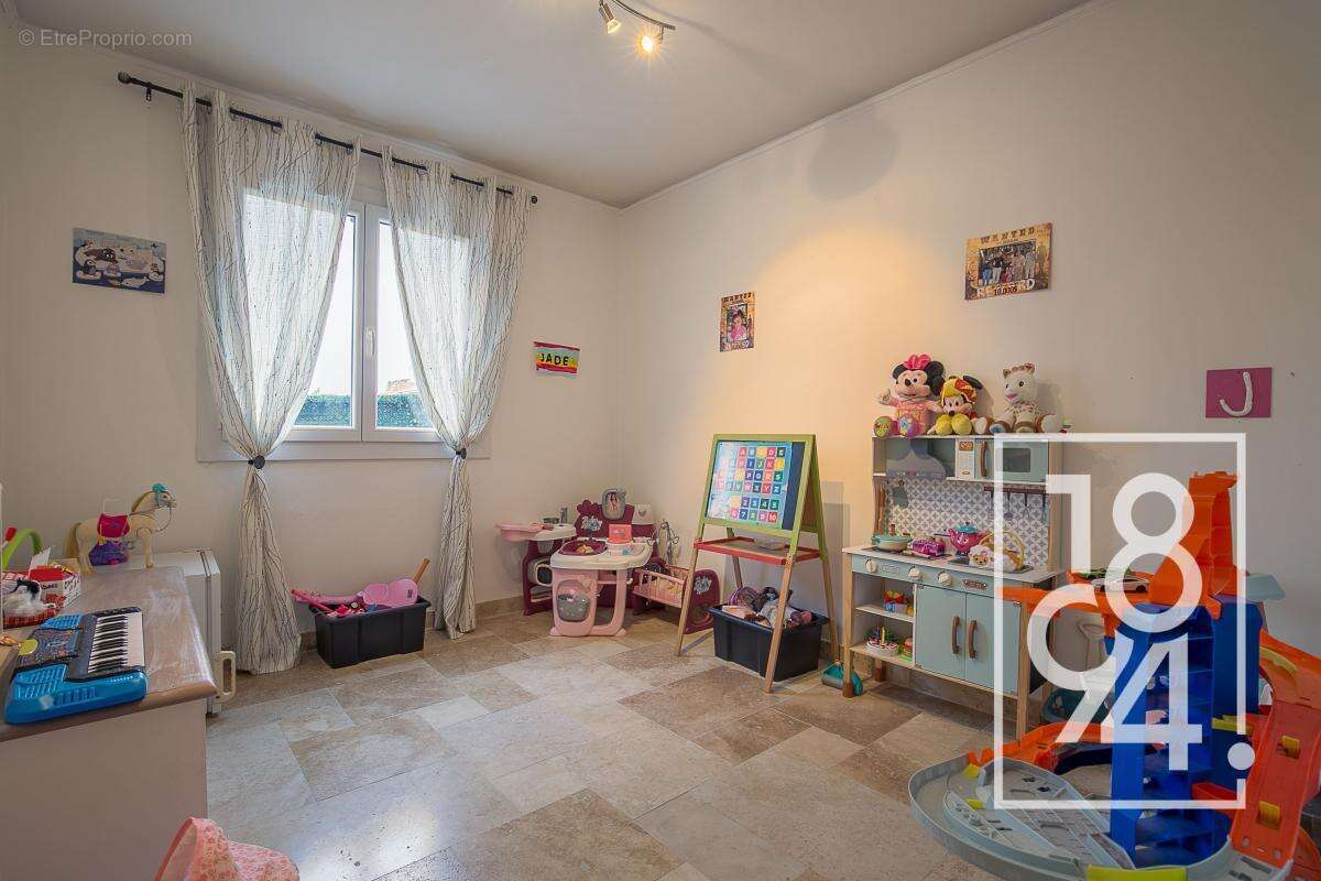 Appartement à SEPTEMES-LES-VALLONS