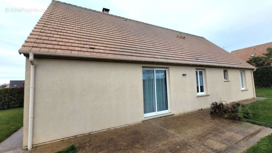 Maison à GARCELLES-SECQUEVILLE