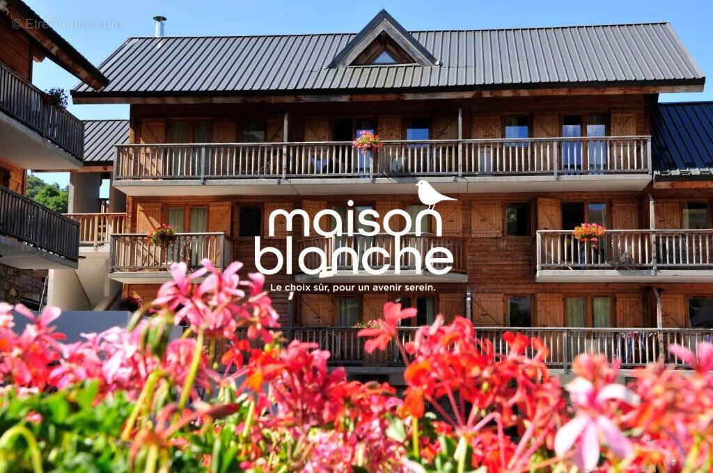 Appartement à SAINT-FRANCOIS-LONGCHAMP