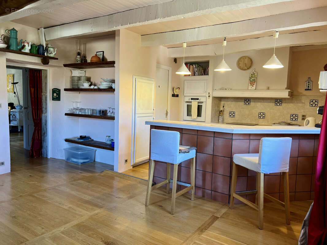 Maison de village avec Studio - T7 - 187m2 - photo 3
