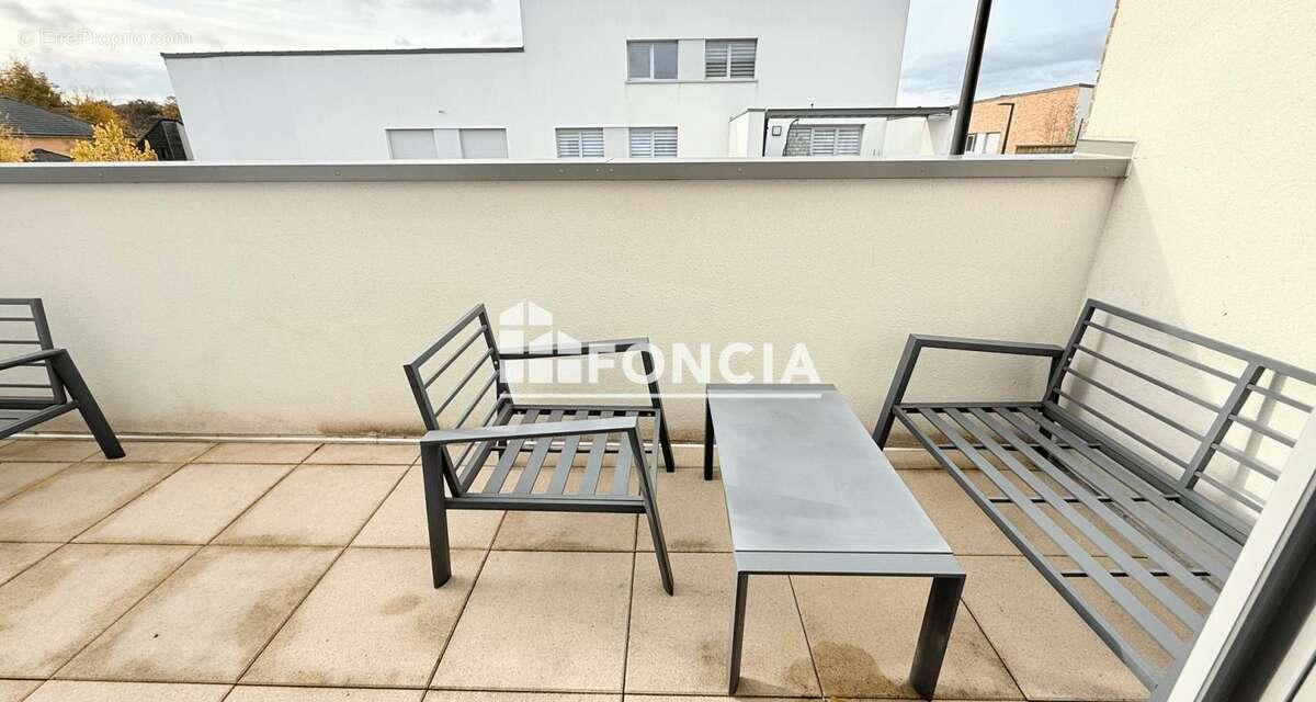 Appartement à BEZANNES