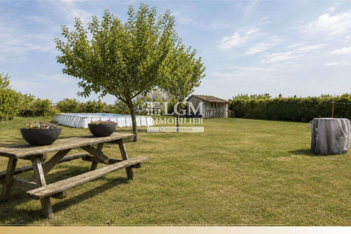 Maison à OYE-PLAGE