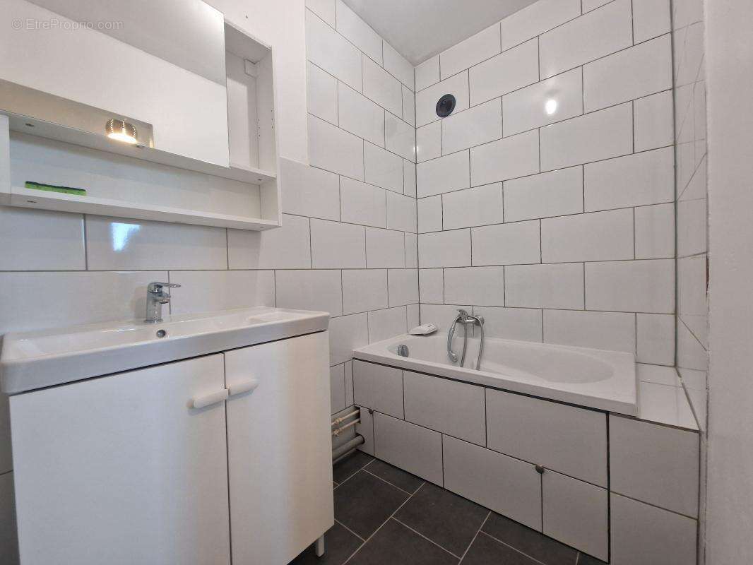 Appartement à VAIRES-SUR-MARNE