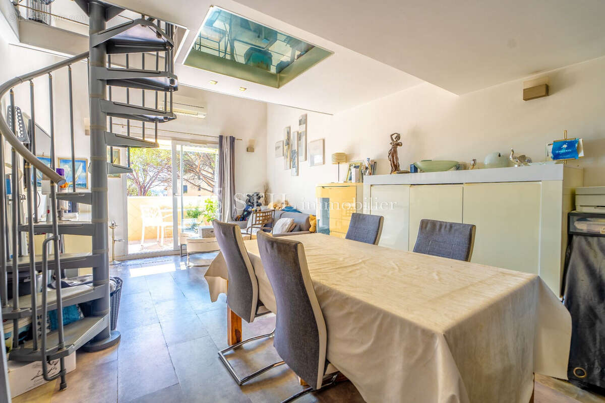 Appartement 45 m² à Sainte-Maxime  - photo 4