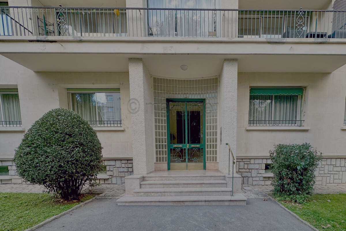 Studio avec vue dégagée Résidence « Ile de France » 13008 Marseille n°1 - Appartement à MARSEILLE-8E