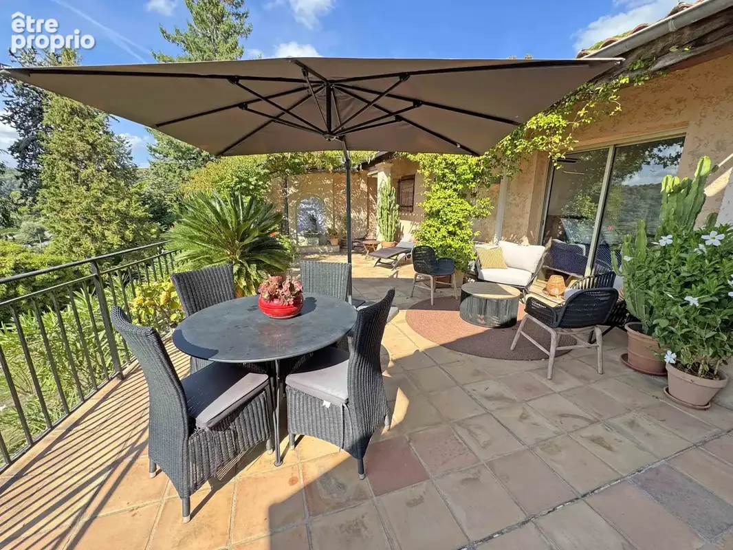 CO-EXCLUSIVITE VENCE - Appartement/villa de grand standing avec vue mer - photo 4