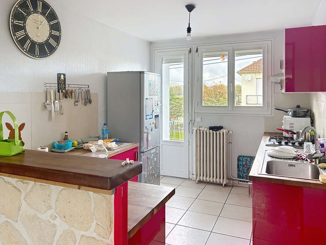 Maison à SAINT-PANTALEON-DE-LARCHE