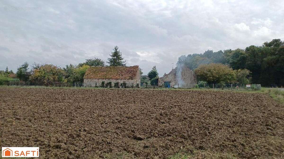 Photo 3 - Terrain à BEAUNE-LA-ROLANDE