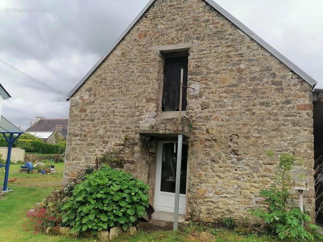 Maison à POULDERGAT