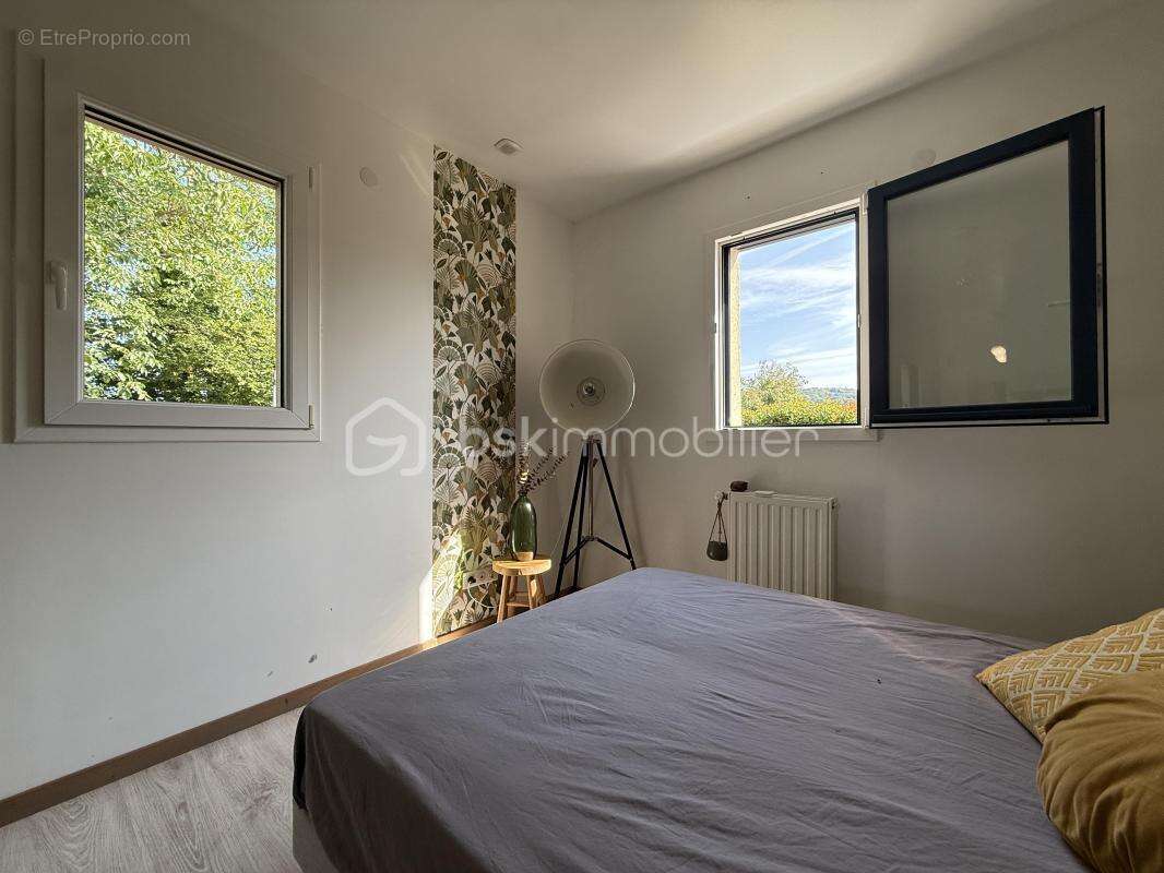Maison familiale contemporaine de 2018 avec jardin – Prestations soignées, DPE A et vie de plain-pied - photo 6