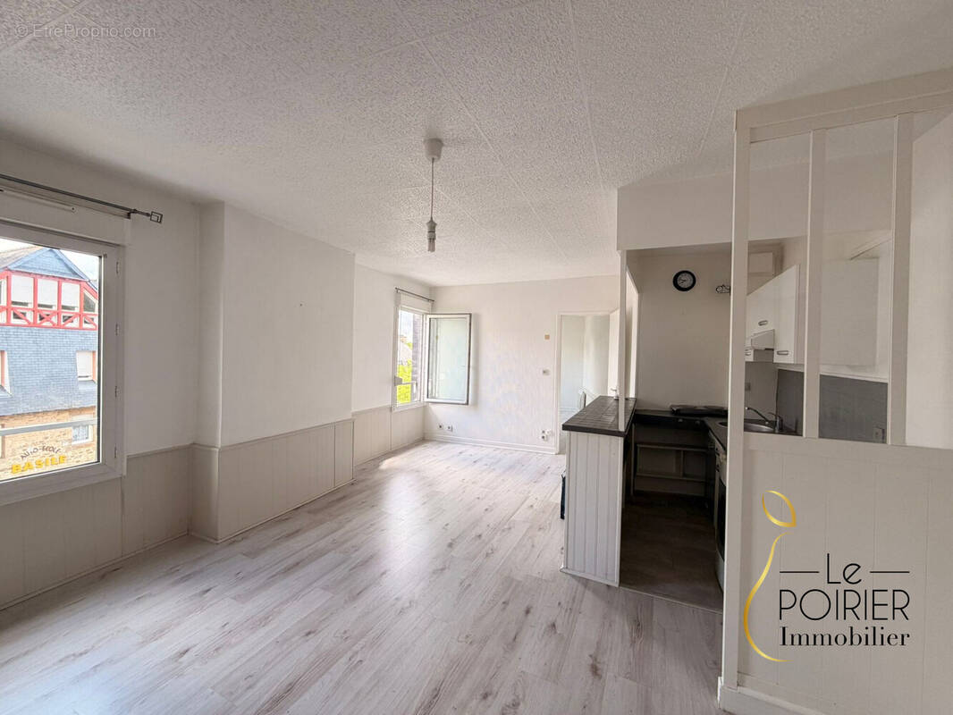 Appartement à LAMBALLE