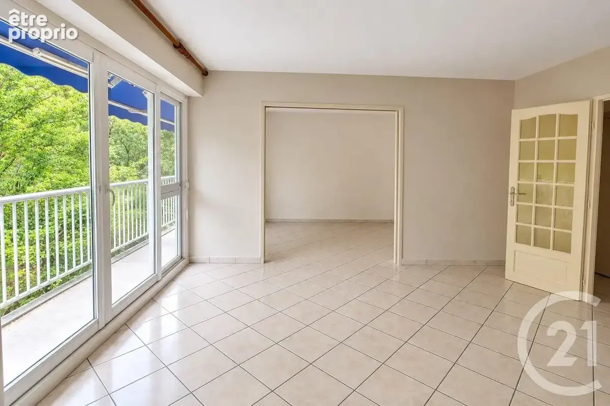 Appartement 4 pièces 77 m² à vendre à Lormont (33310) - photo 2
